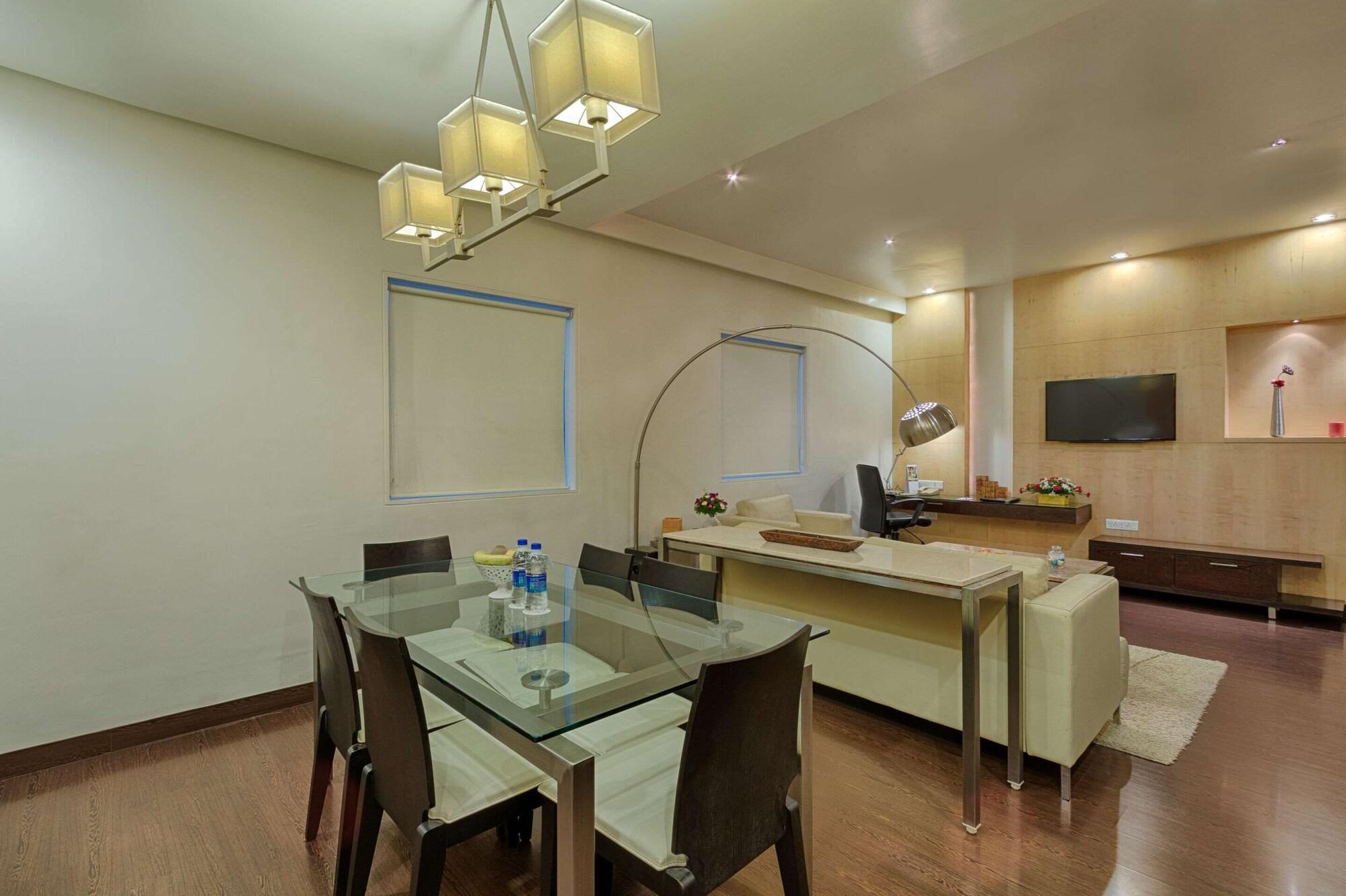 Quality Hotel D V Manor Vijayawada Exterior photo