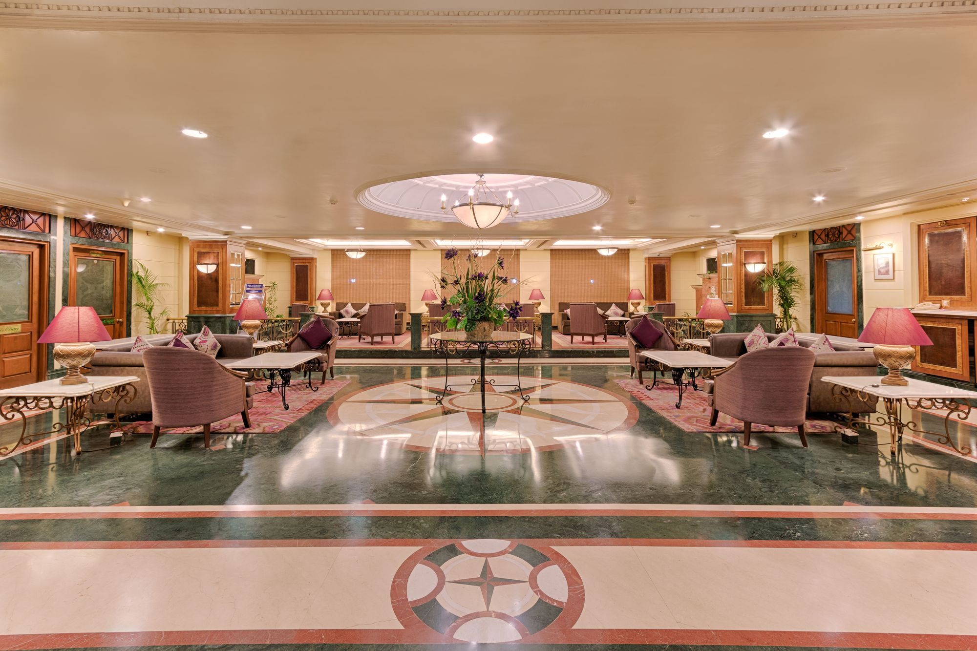 Quality Hotel D V Manor Vijayawada Exterior photo